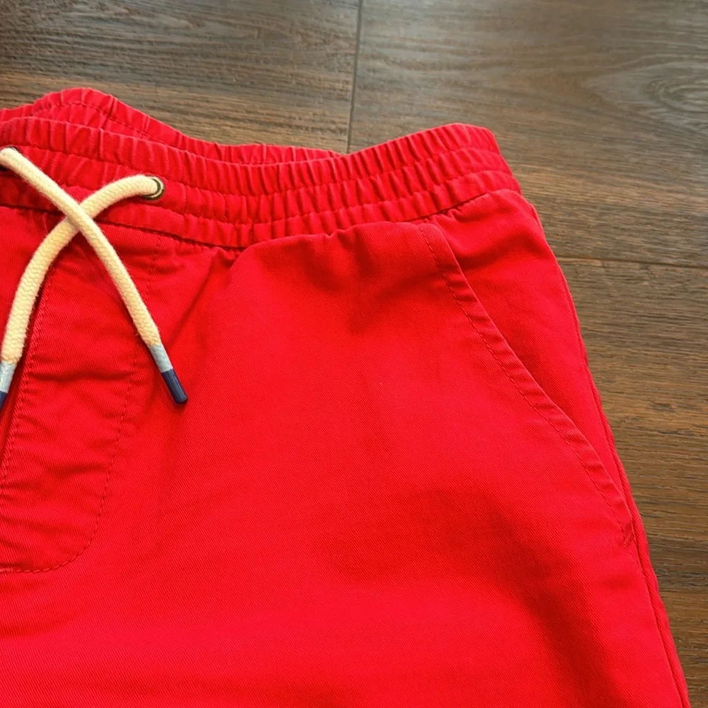 Gap Youth Pre Loved Slip on Shorts with Pockets.